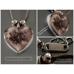 Braune Kette und Herz Anhänger