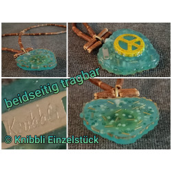 Kette mit Herz Anhänger und Friedenszeichen