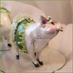 Sparschweinchen als bezaubernde Diva 03